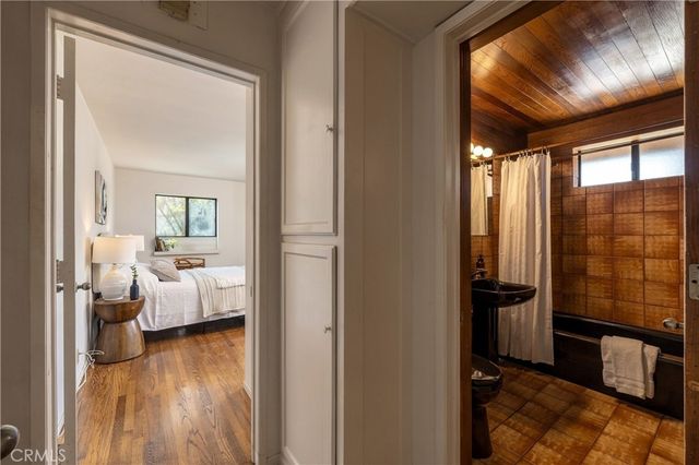 3585 Military, Los Angeles, CA 90034