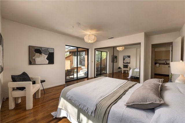 3585 Military, Los Angeles, CA 90034