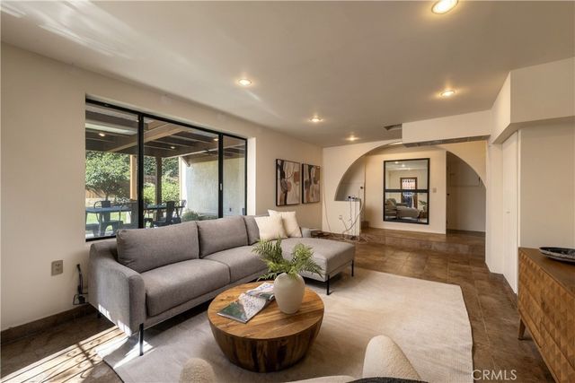 3585 Military, Los Angeles, CA 90034