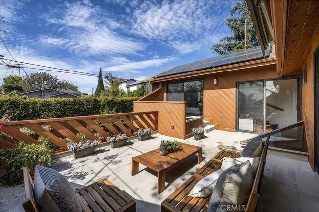 3585 Military, Los Angeles, CA 90034