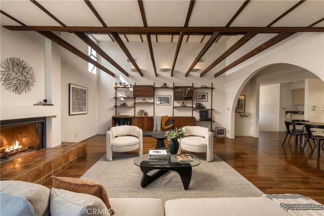 3585 Military, Los Angeles, CA 90034