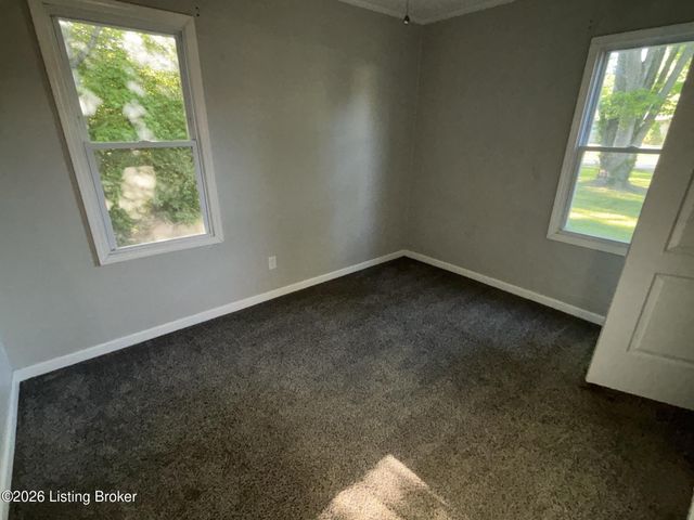 4300 Ronda Ave, Louisville, KY 40216