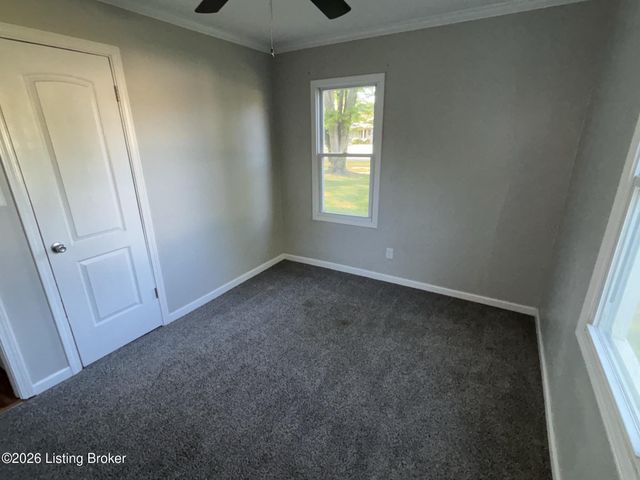 4300 Ronda Ave, Louisville, KY 40216