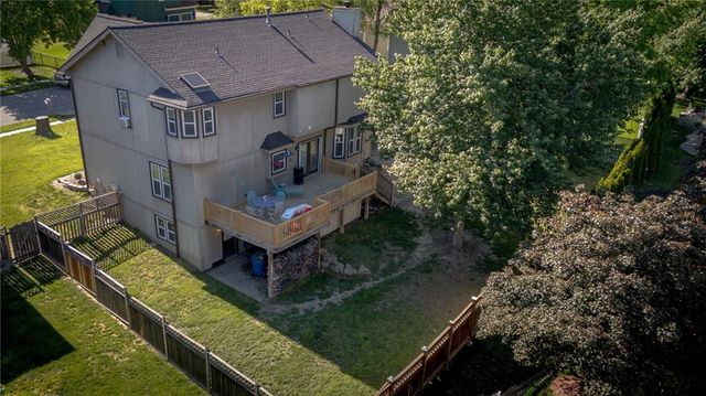 1437 Coventry Lane, Liberty, MO 64068