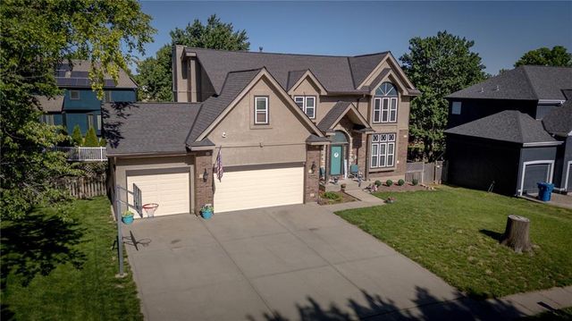 1437 Coventry Lane, Liberty, MO 64068
