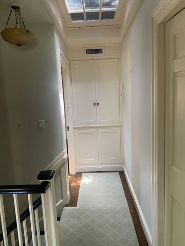 14 Brown, Cambridge, MA 02138