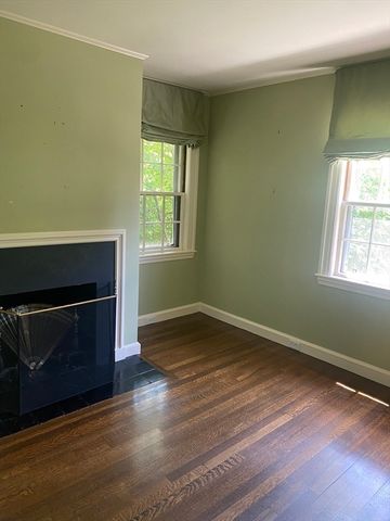 14 Brown, Cambridge, MA 02138