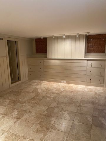 14 Brown, Cambridge, MA 02138