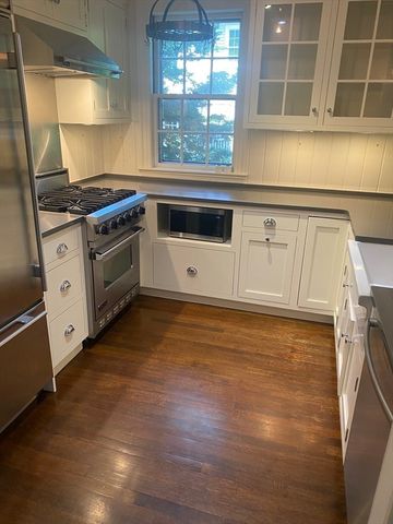 14 Brown, Cambridge, MA 02138