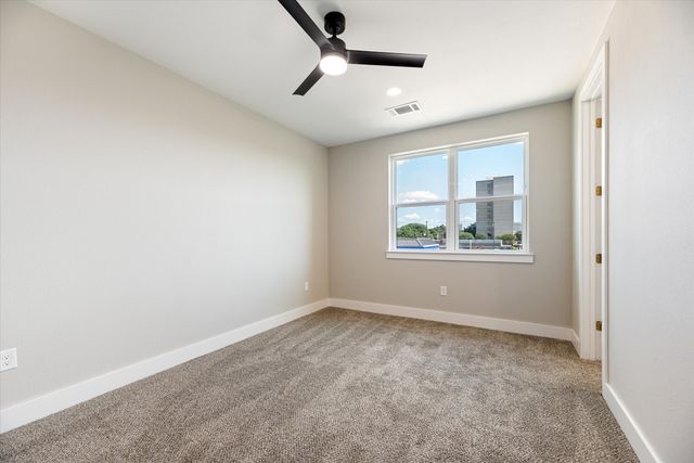 4060 Spring Valley Road 404, Farmers Branch, TX 75244