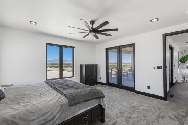 1320 Crestview Drive SW, Los Lunas, NM 87031