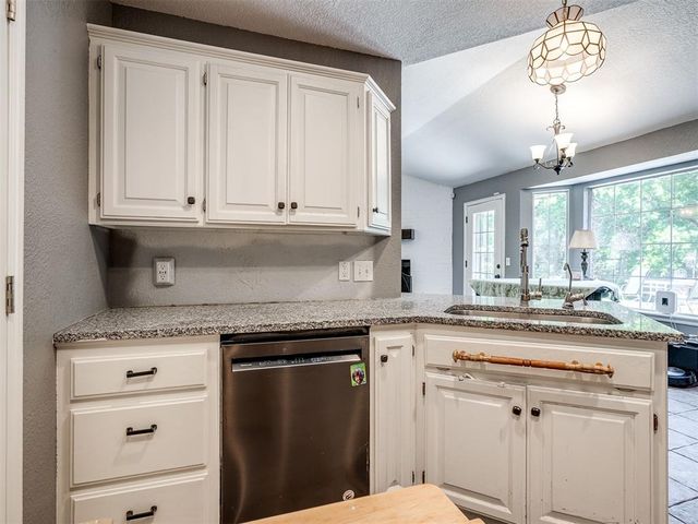 7671 Allspice Run, Norman, OK 73026