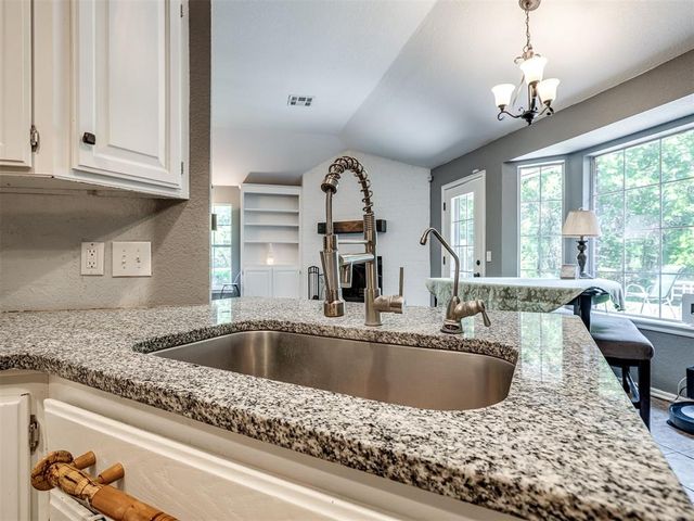 7671 Allspice Run, Norman, OK 73026