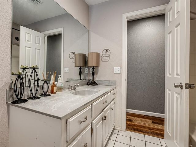 7671 Allspice Run, Norman, OK 73026