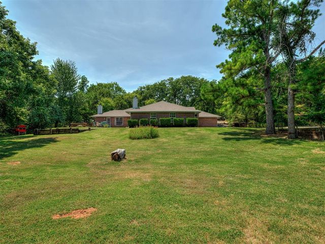 7671 Allspice Run, Norman, OK 73026