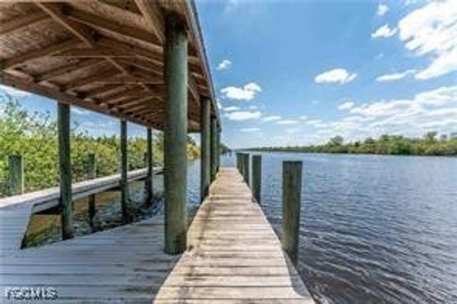 1589 Frontier CIR, Labelle, FL 33935