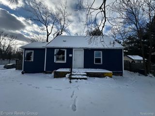 5132 S Inkster Road, Westland, MI 48186