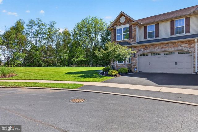 408 PIN OAK COURT, Mechanicsburg, PA 17050