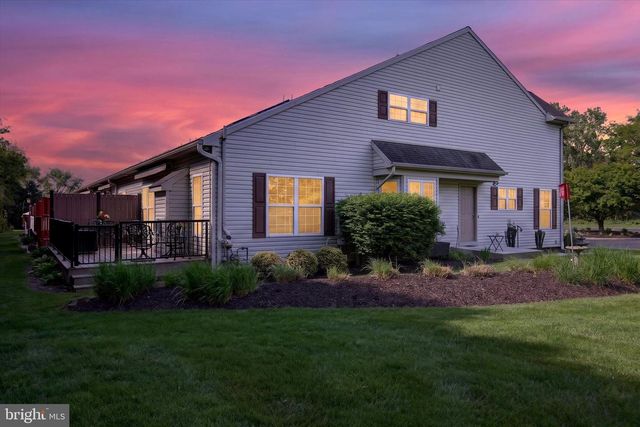 408 PIN OAK COURT, Mechanicsburg, PA 17050