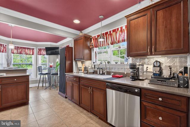 408 PIN OAK COURT, Mechanicsburg, PA 17050