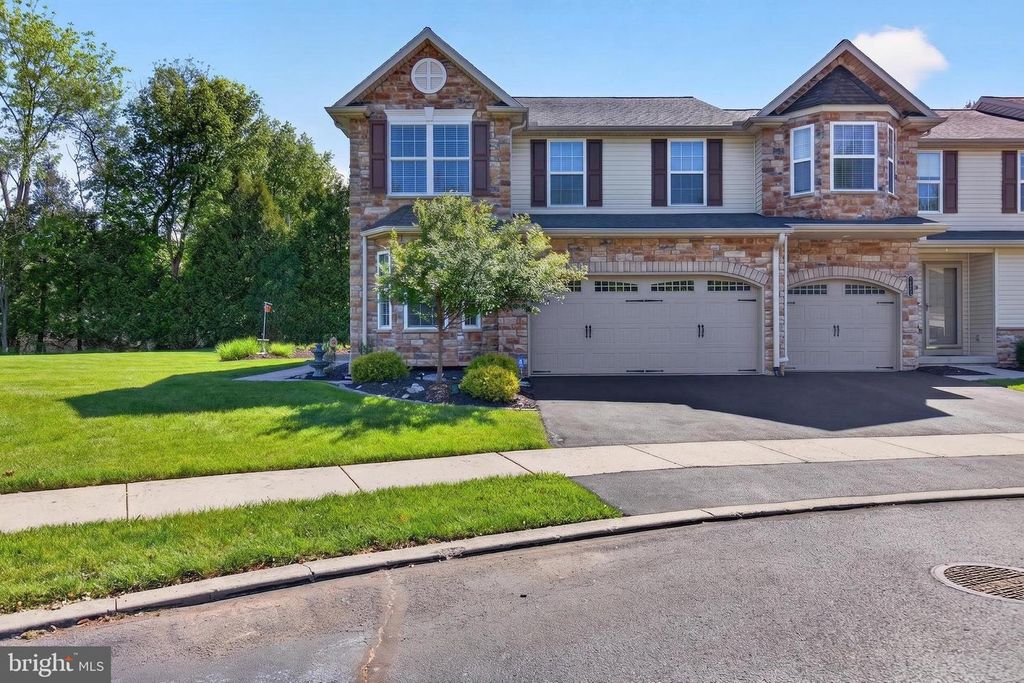 408 PIN OAK COURT, Mechanicsburg, PA 17050
