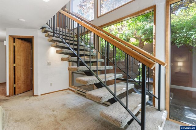 4441 NW Elmwood Dr, Corvallis, OR 97330