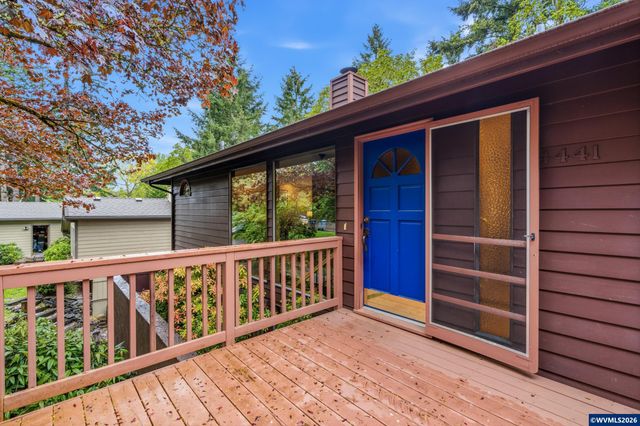 4441 NW Elmwood Dr, Corvallis, OR 97330