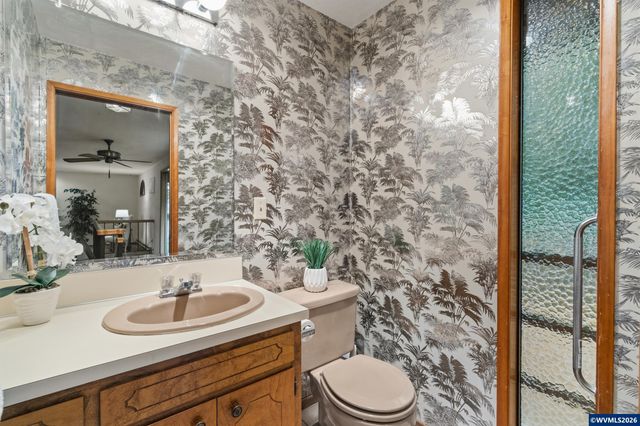 4441 NW Elmwood Dr, Corvallis, OR 97330