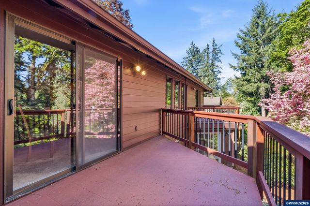4441 NW Elmwood Dr, Corvallis, OR 97330