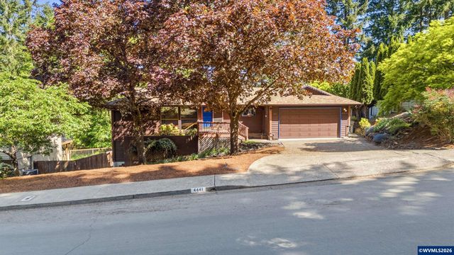 4441 NW Elmwood Dr, Corvallis, OR 97330
