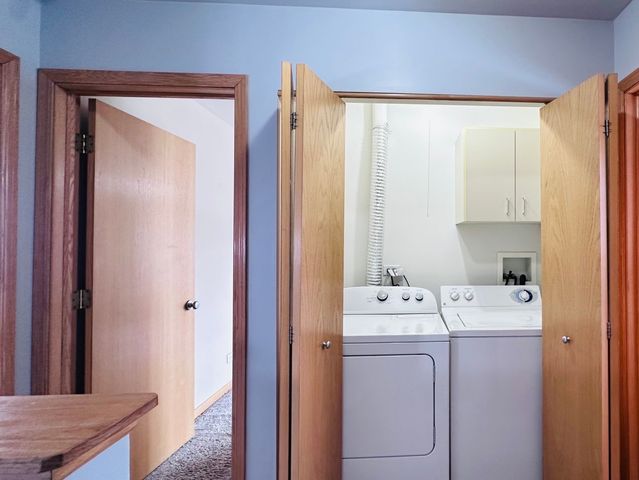 1851 Indian Hill Lane, Aurora, IL 60503