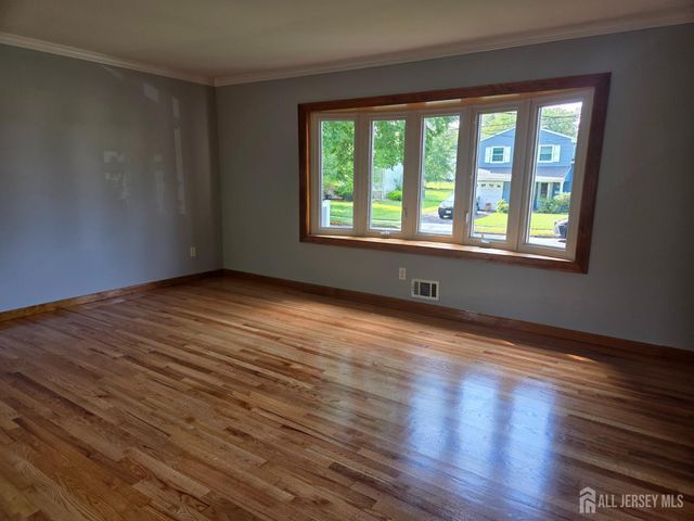 43 Connor Avenue, Metuchen, NJ 08840