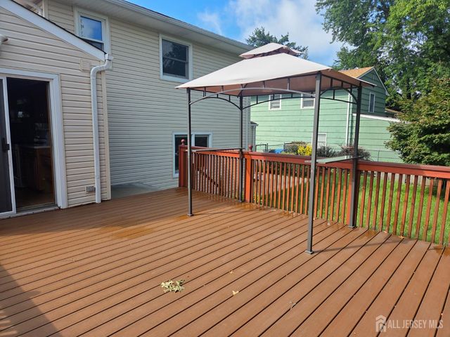 43 Connor Avenue, Metuchen, NJ 08840