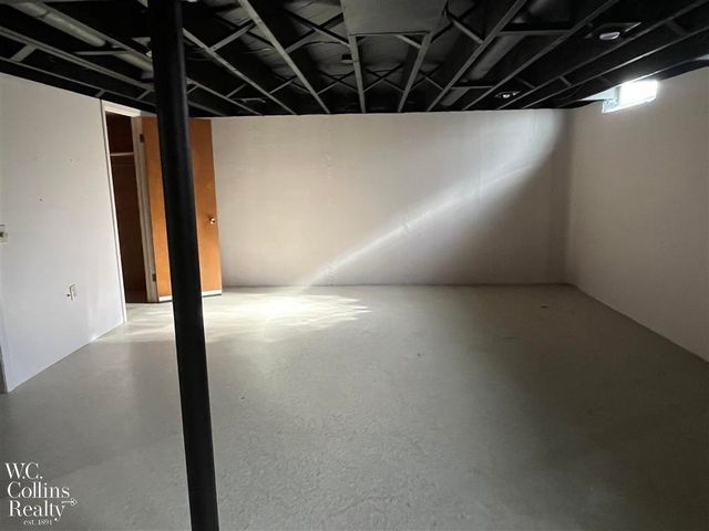 31374 Pinto Drive, Warren, MI 48093