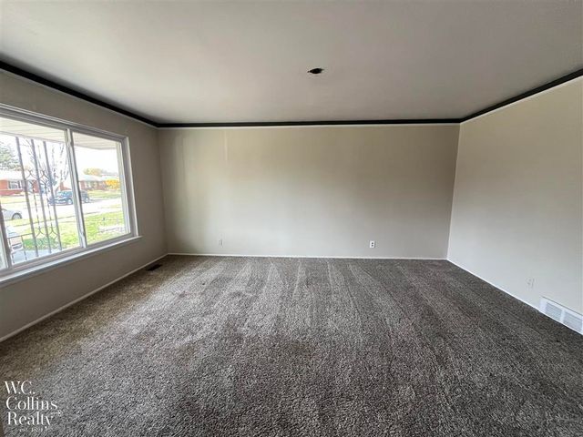 31374 Pinto Drive, Warren, MI 48093