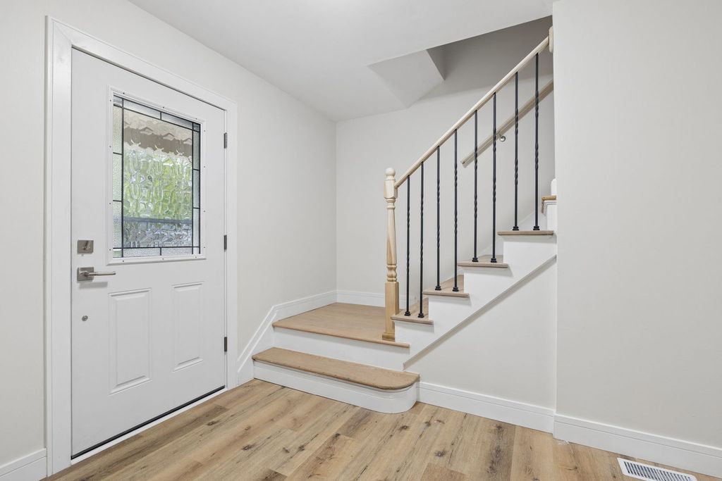 904 Iroquois Avenue, Naperville, IL 60563 — photo 2