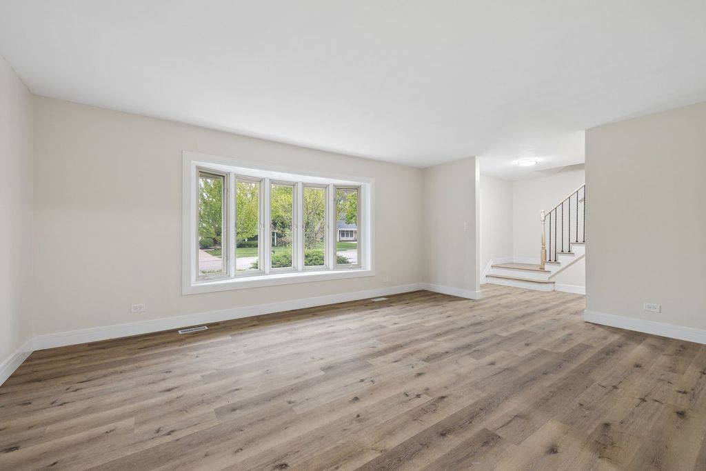 904 Iroquois Avenue, Naperville, IL 60563 — photo 4