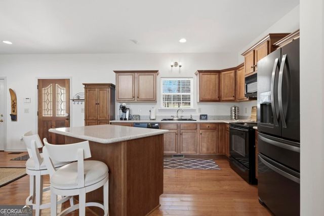 381 E River Bend Drive, Eatonton, GA 31024