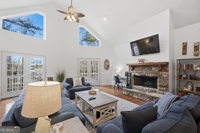 381 E River Bend Drive, Eatonton, GA 31024