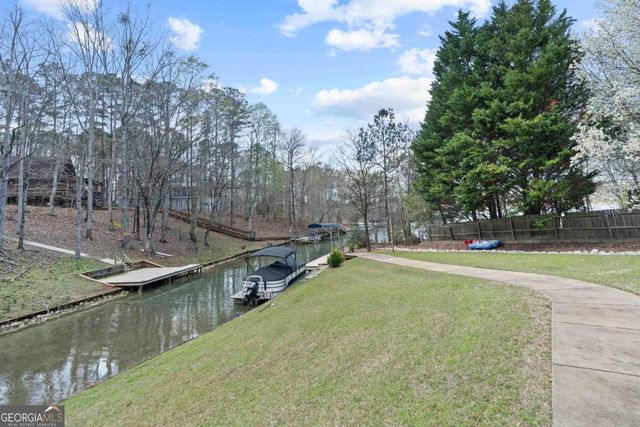 381 E River Bend Drive, Eatonton, GA 31024