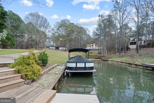 381 E River Bend Drive, Eatonton, GA 31024