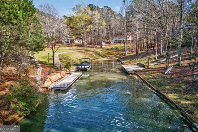 381 E River Bend Drive, Eatonton, GA 31024