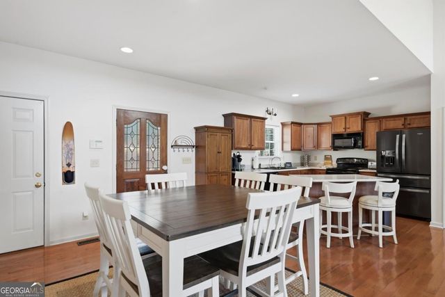 381 E River Bend Drive, Eatonton, GA 31024