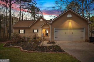 381 E River Bend Drive, Eatonton, GA 31024