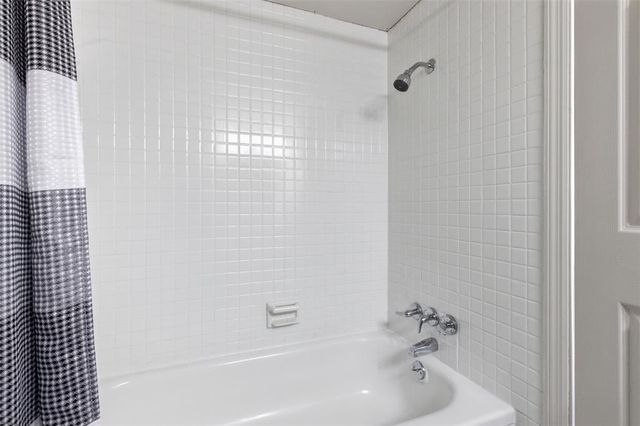 6100 N Brookline 28, Oklahoma City, OK 73112