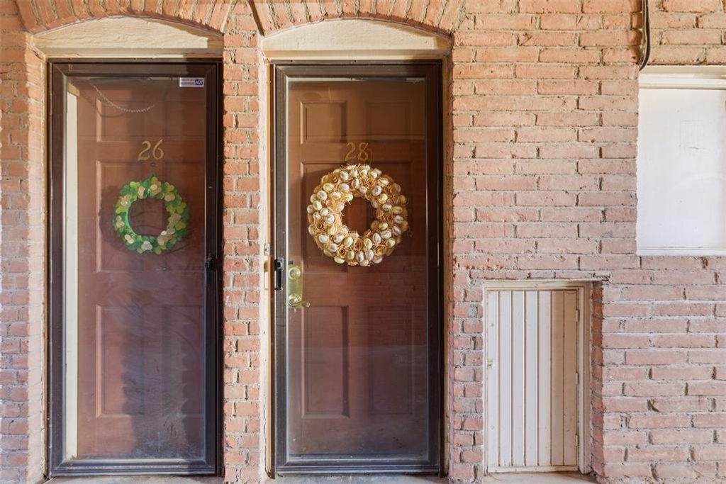 6100 N Brookline 28, Oklahoma City, OK 73112