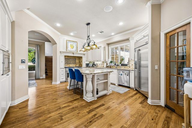 8403 Horseshoe Ledge, Austin, TX 78730