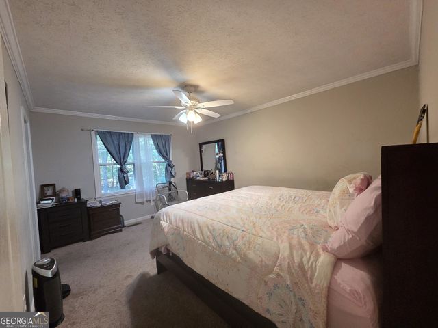 104 Cedar Creek Court, Lagrange, GA 30240