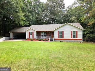 104 Cedar Creek Court, Lagrange, GA 30240