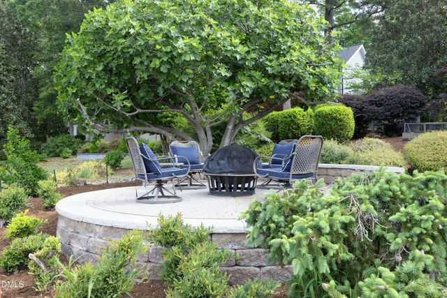 146 Lochwood West Drive, Cary, NC 27518